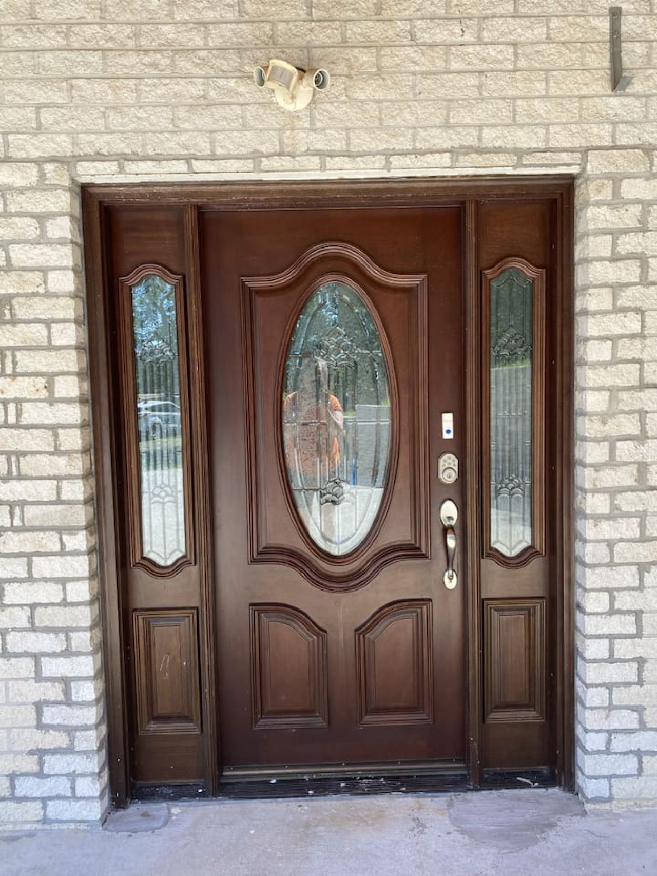 beautiful-room-just-waiting-for-you-(pool-is-closed)/