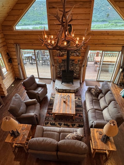 Great room, new furniture July 2025