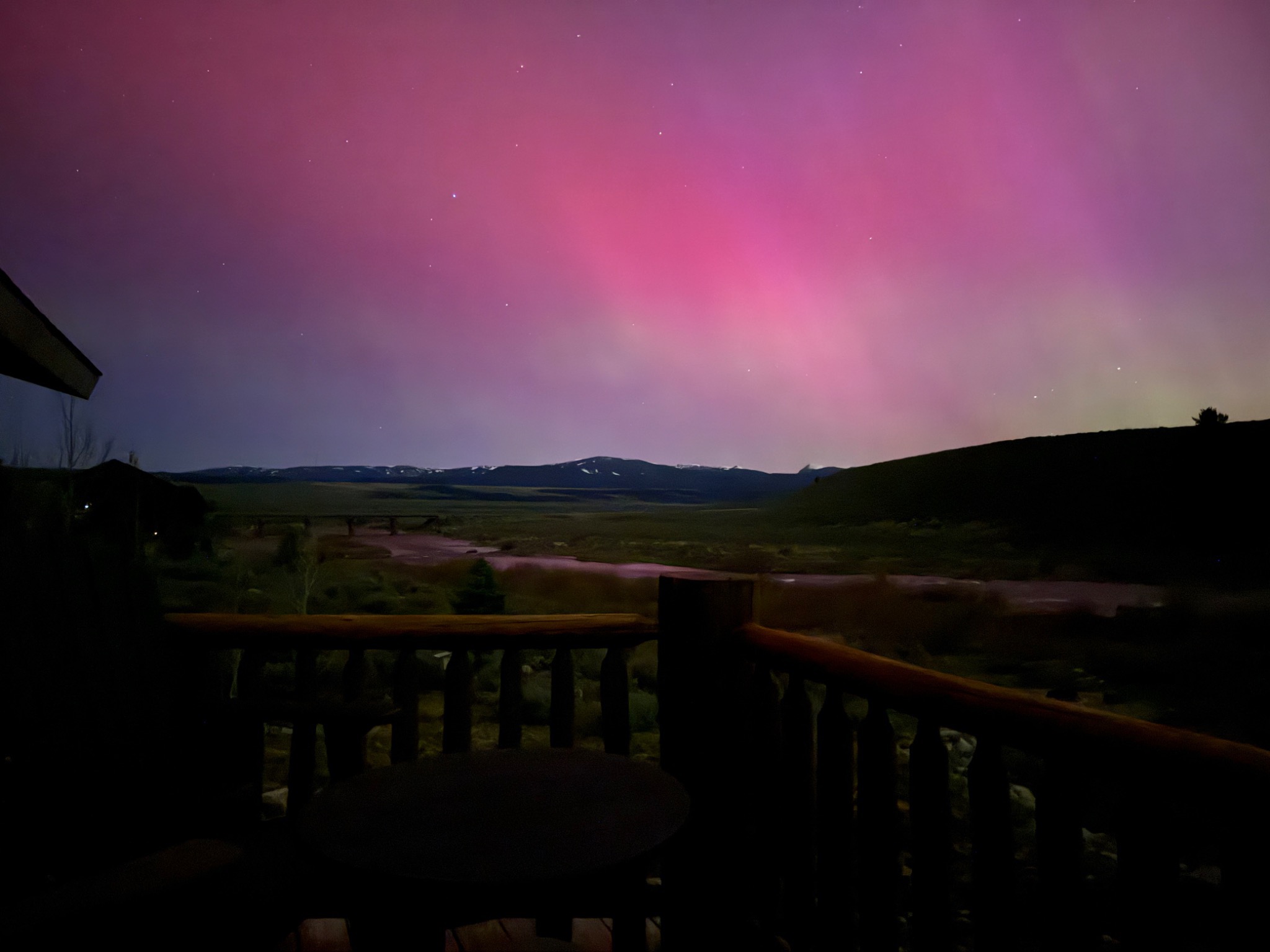 NORTHERN LIGHTS OFF THE DECK IF YOU'RE LUCKY TO CATCH THEM!