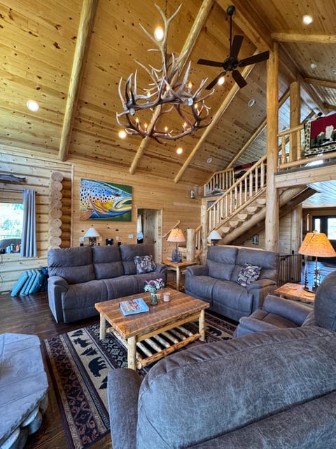 Great room to loft bedroom, new furniture July 2025