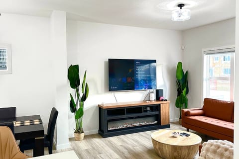Banff Access, Netflix, Xbox, and WiFi for 10 guest