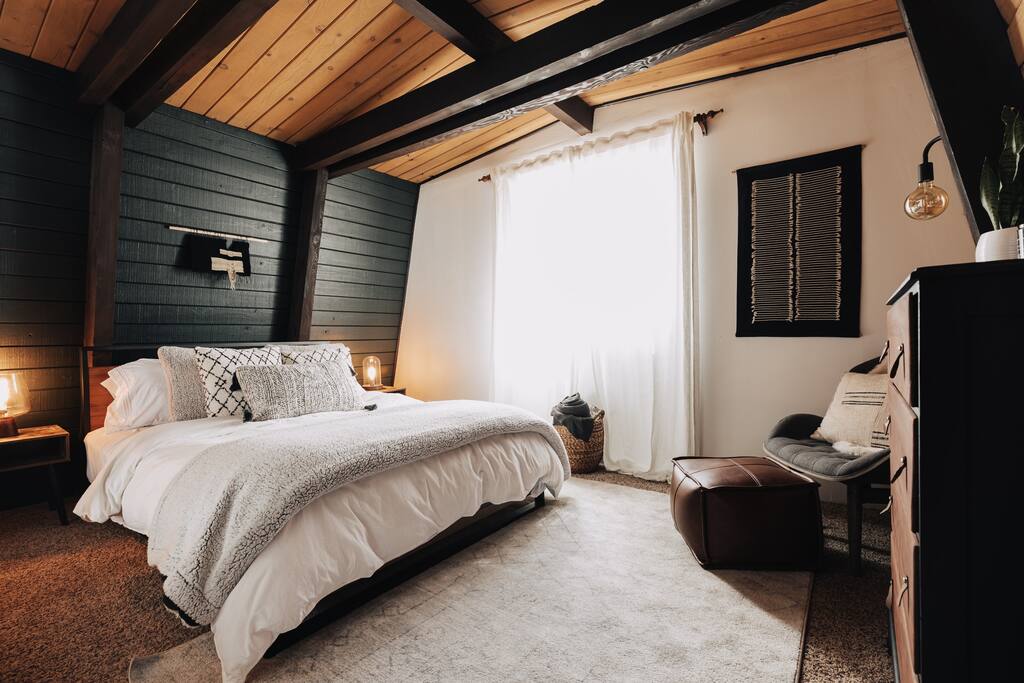 Sleep. Don't sleep. You are on vacation - enjoy the night. 