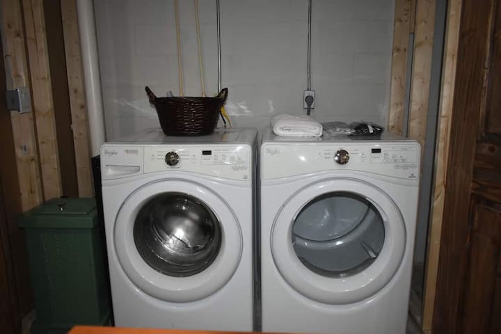 Cozy cabin, Fire Pit, BBQ Grill, Close to Helen - Sautee Nacoochee