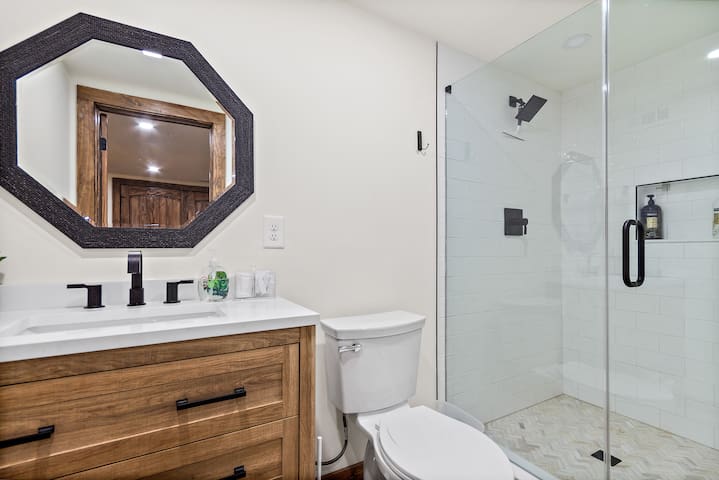 Cozy cabin, Fire Pit, BBQ Grill, Close to Helen - Sautee Nacoochee