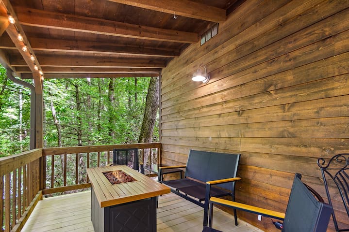 Cozy cabin, Fire Pit, BBQ Grill, Close to Helen - Sautee Nacoochee