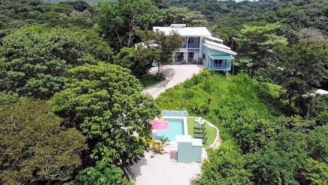 Casa Nube - Lux tropical villa, 3mins to beaches