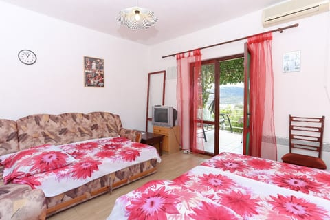 House Marcelo - Unit 373824-13