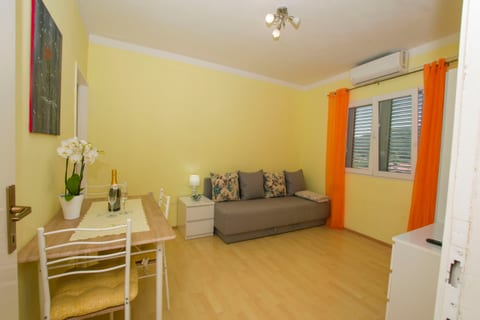Apartment Neno - Unit 373826-13