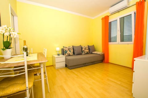 Apartment Neno - Unit 373826-13