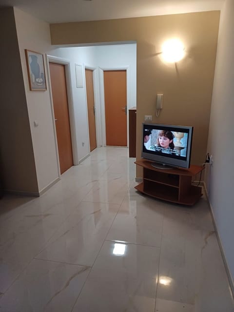 Apartment Zdrave - Unit 373834-13