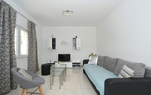House Pazanin - Unit 373839-13