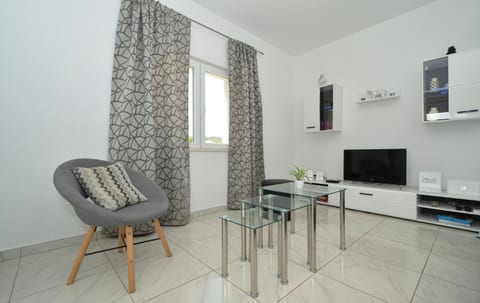 House Pazanin - Unit 373839-13