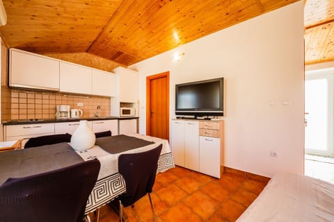 Apartments Villa Mirakul - Unit 373843-13