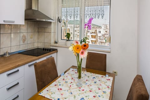 Apartment Dragica - Unit 373847-13