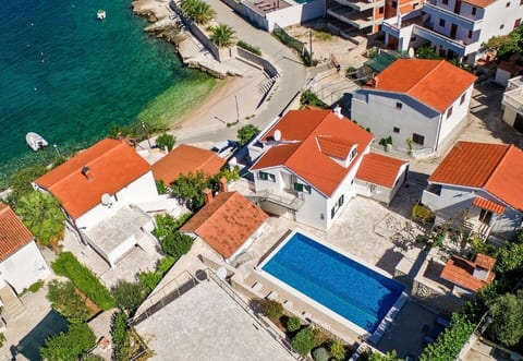 Apartments Bisernica - Unit 373848-13