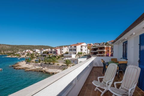 Apartments Modri Dragulj - Unit 373853-13