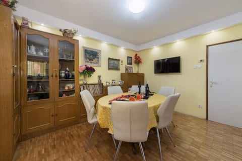 Apartment Stipe - Unit 373867-13