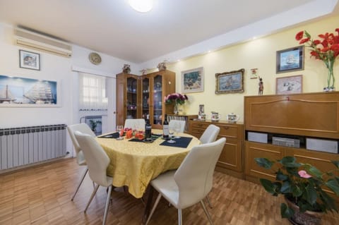 Apartment Stipe - Unit 373867-13