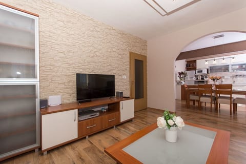 Apartment Marijan - Unit 373888-13