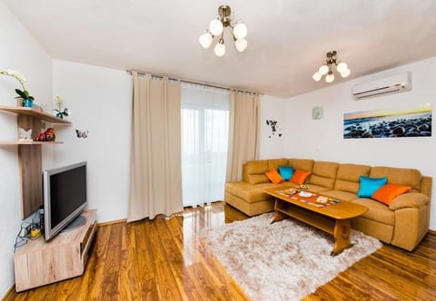 Apartment Mariska - Unit 374241-13