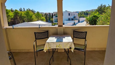 Apartment Leana - Unit 373997-13
