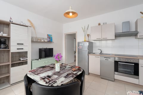 Apartments Markas - Unit 374008-13
