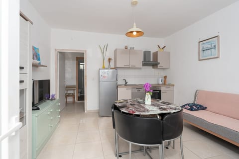 Apartments Markas - Unit 374008-13