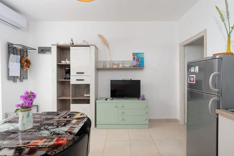 Apartments Markas - Unit 374008-13