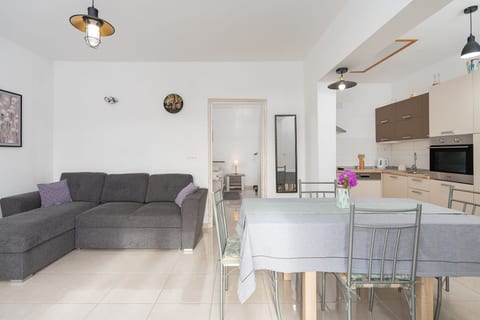 Apartments Markas - Unit 374009-13