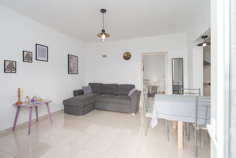 Apartments Markas - Unit 374009-13