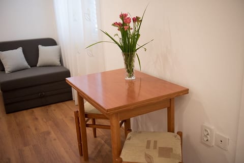 Apartments and Rooms Robi - Unit 374017-13