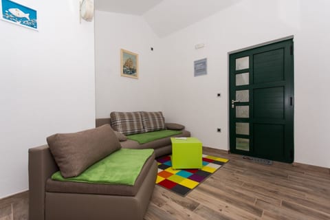 Apartment Tamara - Unit 374034-13