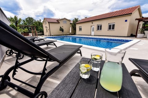 Apartment Gordana Mar - Unit 374681-13