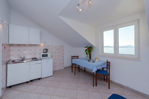 Apartments Diana - Unit 374512-13