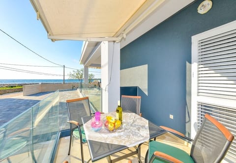 Apartments Sunny by the Sea - Unit 374063-13