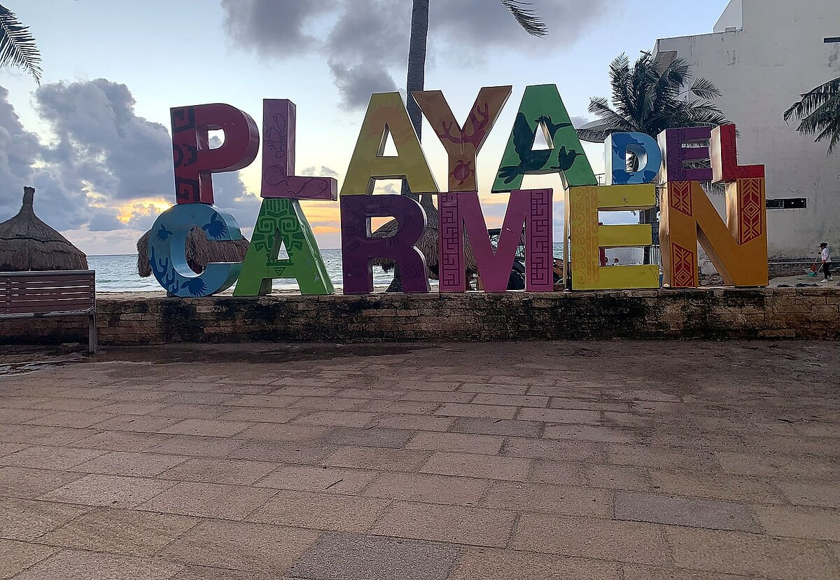 Playacar Luxury Condo | Pools, Gym, Walk to Beach image 67