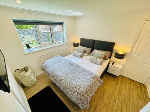 Ivy House Guest Accommodation