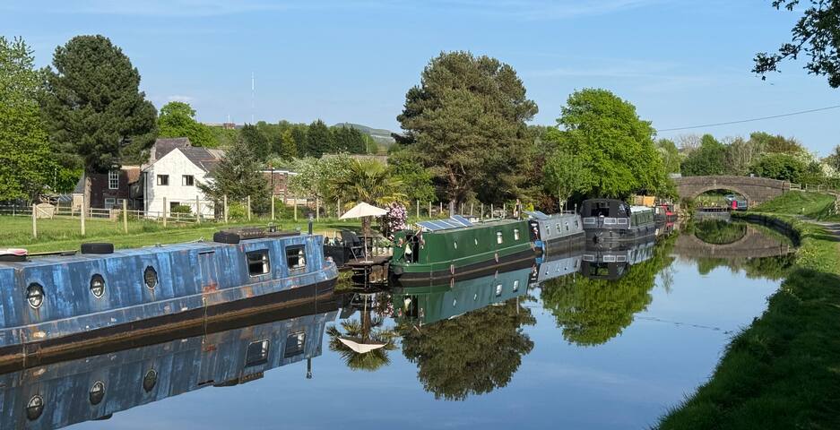 Ivy House Guest Accommodation - Heath Charnock