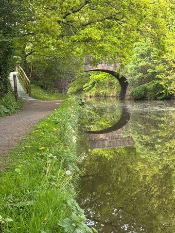 Ivy House Guest Accommodation - Heath Charnock