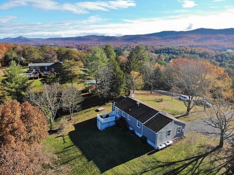 Fort Valley Cottage at Persimmon Hill Entire House