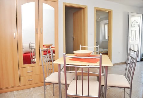 Apartments Oasis - Unit 374108-13