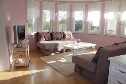 Apartments Marin - Unit 374118-13
