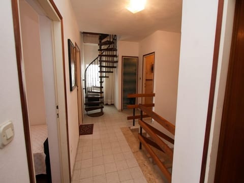 Apartments Ljubo - Unit 374148-13