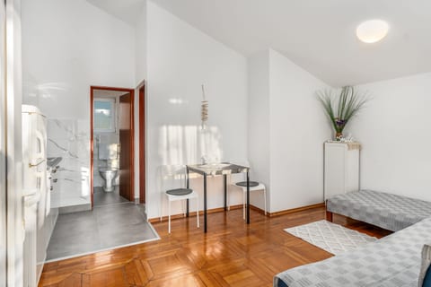 Apartments Rising Sun - Unit 374166-13