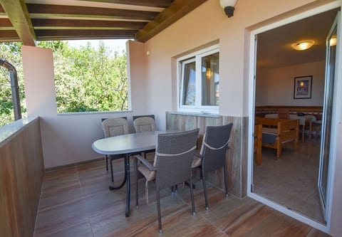 Apartments Jaklin - Unit 374174-13