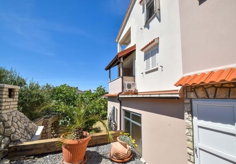 Apartments Jaklin - Unit 374175-13
