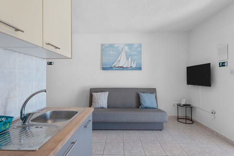 Apartment Uga2 - Unit 374182-13