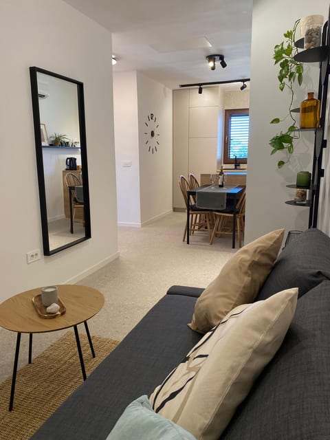 Apartments Med - Unit 374188-13