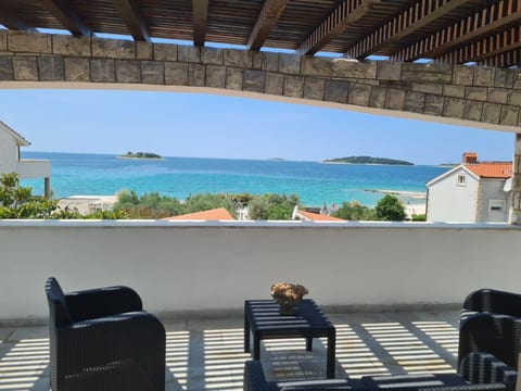 House Villa Oaza - Unit 374200-13