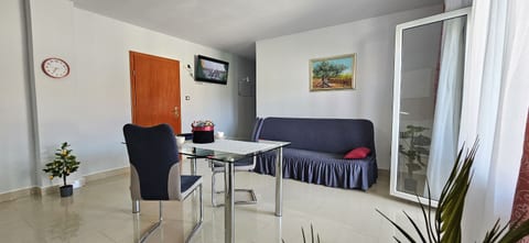 Apartments PAna - Unit 374204-13